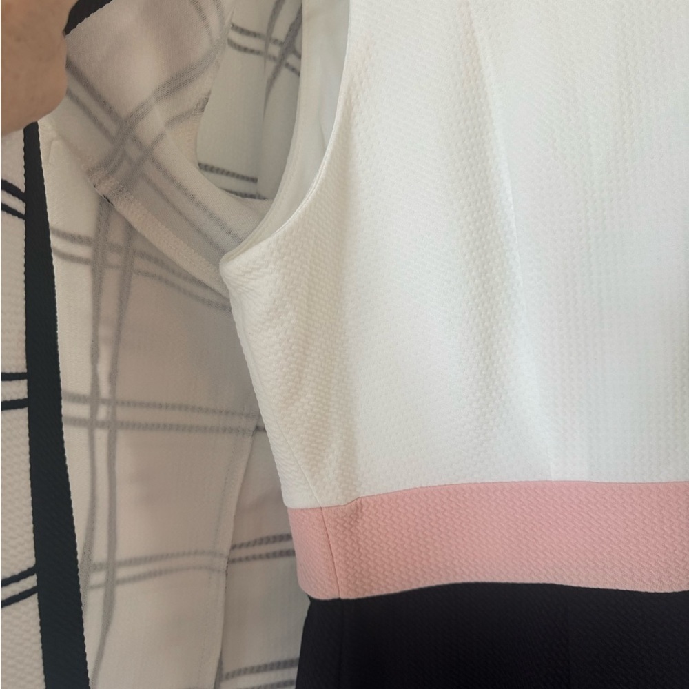 Studio 17 Black and White Ensemble - Picture 3 of 16